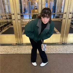 Meet your Posher, Caelyn